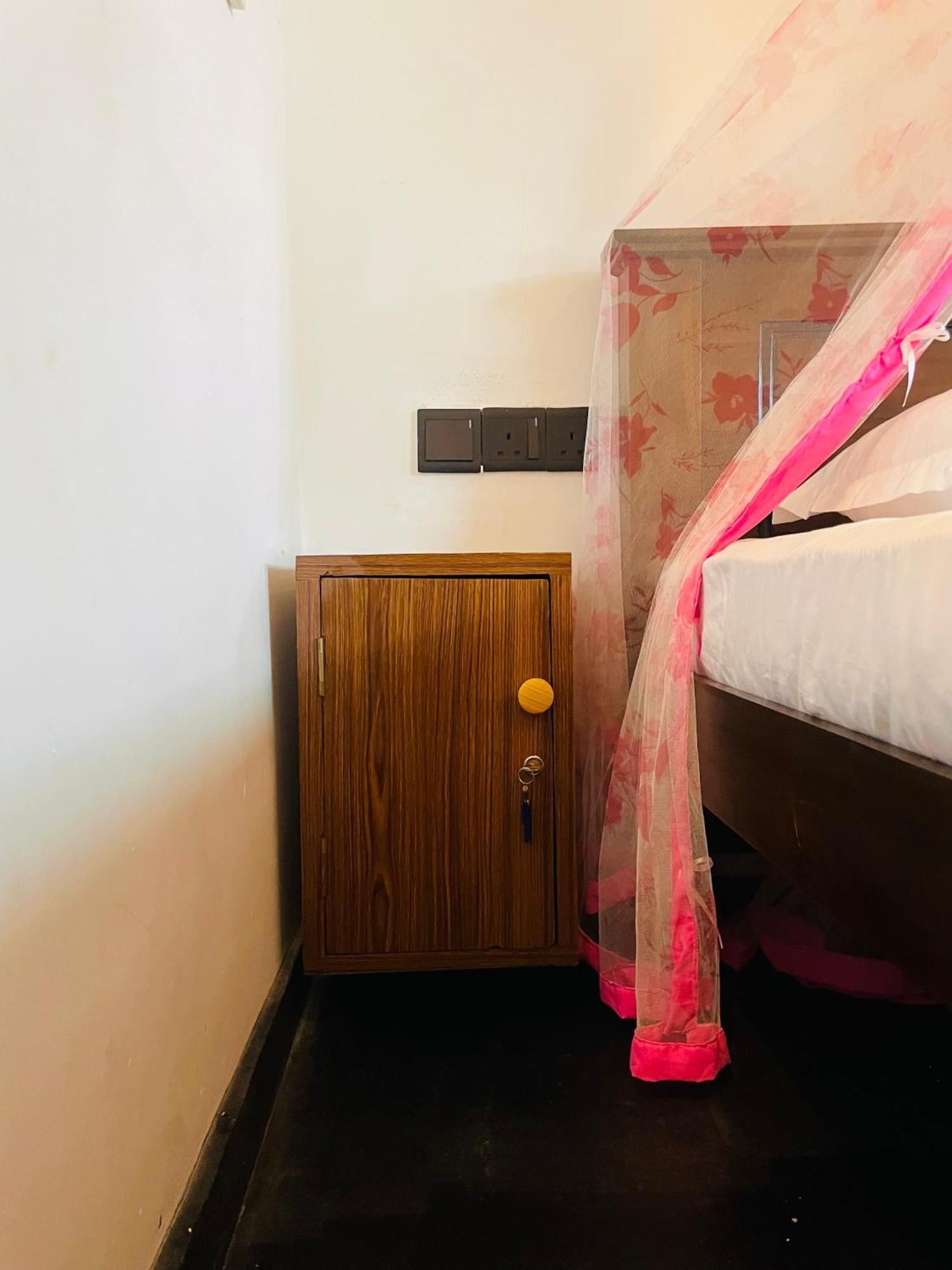 Kosi Giggles Resort Weligama Zewnętrze zdjęcie